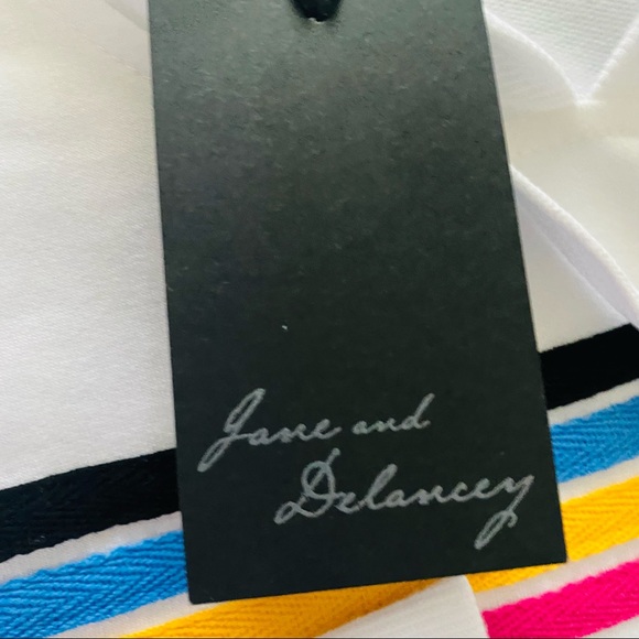 Jane and Delance Hoodie - Picture 7 of 7